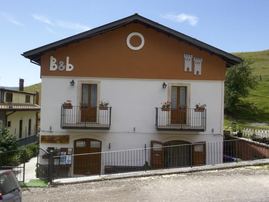 Bed and Breakfast Le antiche Torri à Pescasseroli Extérieur photo