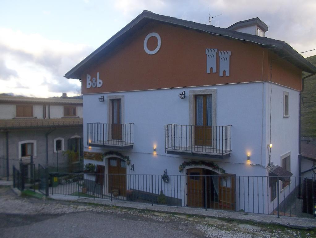 Bed and Breakfast Le antiche Torri à Pescasseroli Extérieur photo